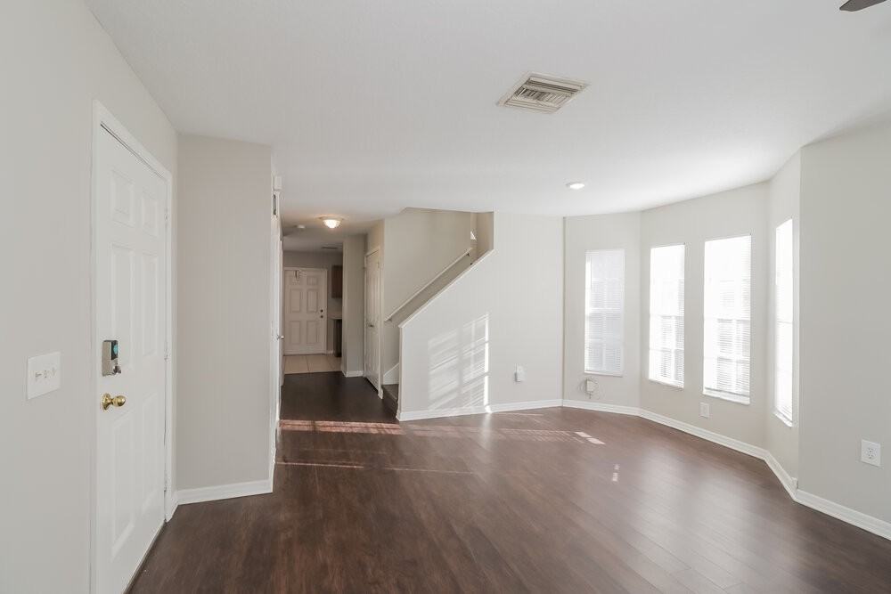 2408 E 31st Ave - Photo 6 of 17