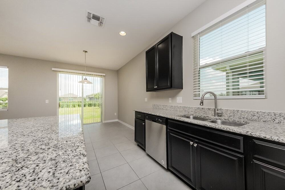 3873 San Isidro Cir - Photo 7 of 16