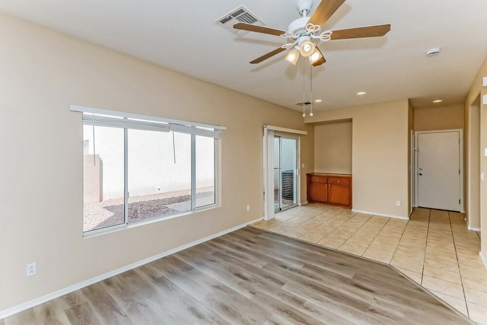 921 Sunny Acres Ave - Photo 7 of 17