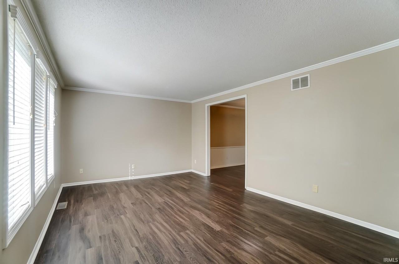 5931 Spring Oak Ct - Photo 7 of 30
