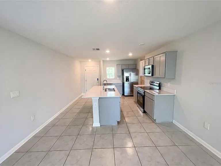 4322 Sunny Creek Place - Photo 2 of 9