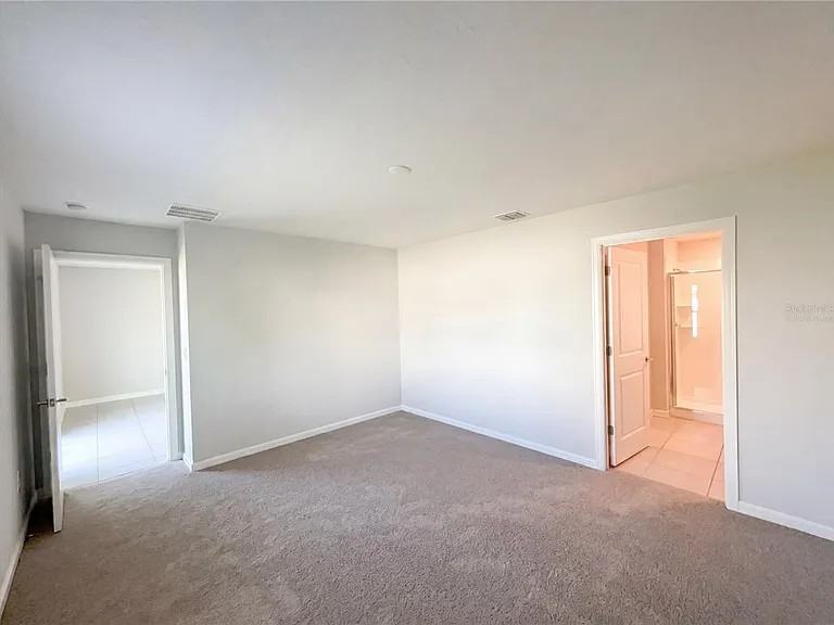 4322 Sunny Creek Place - Photo 4 of 9
