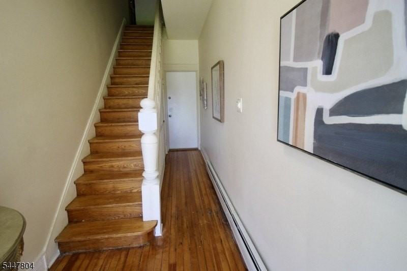 238 Claremont Ave #1 - Photo 4 of 29