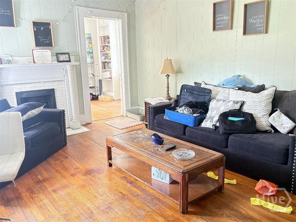 1111 E 35th St - Photo 5 of 13