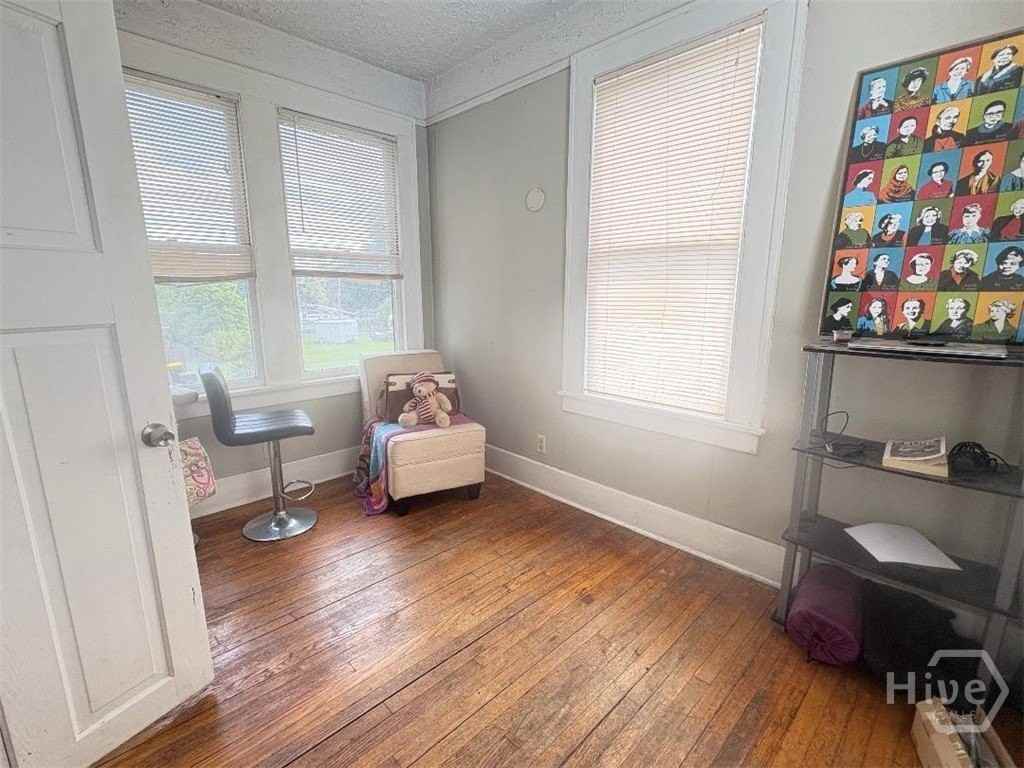 1111 E 35th St - Photo 6 of 13