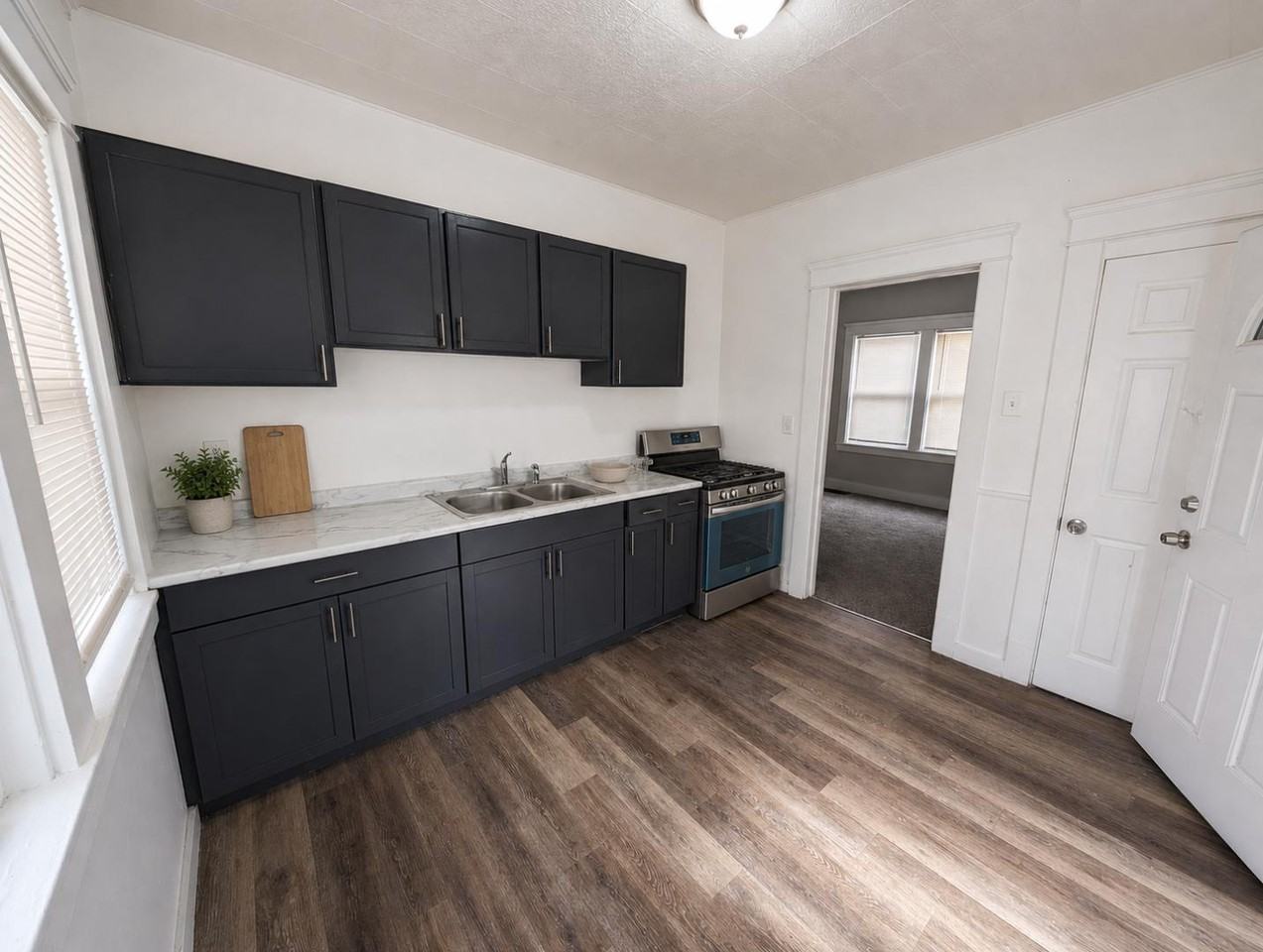 1268 E 169th St - Photo 4 of 11