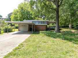 featured image of 3290 Pike Ave