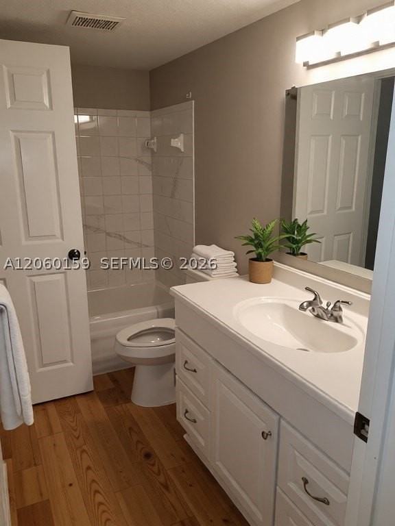 738 Crest Pines Dr #0 - Photo 2 of 6