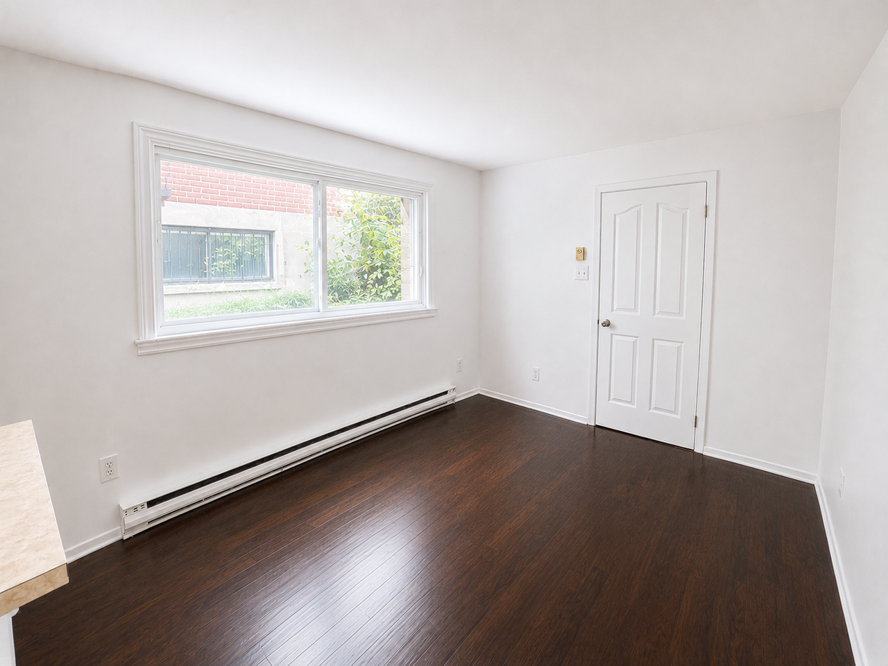 1594 Rue Hébert - Photo 3 of 6