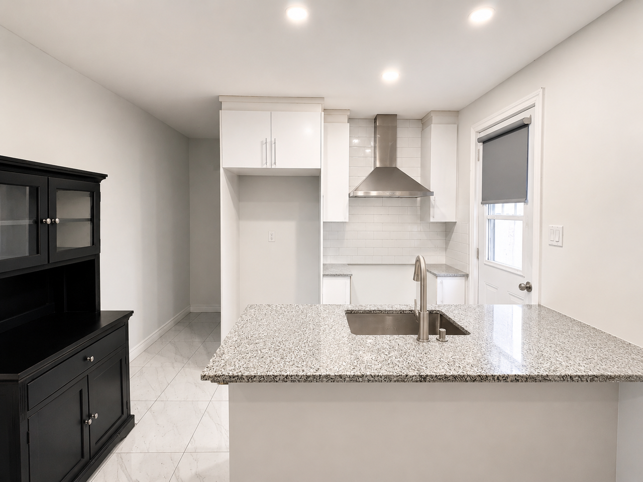 1594 Rue Hébert - Photo 4 of 6