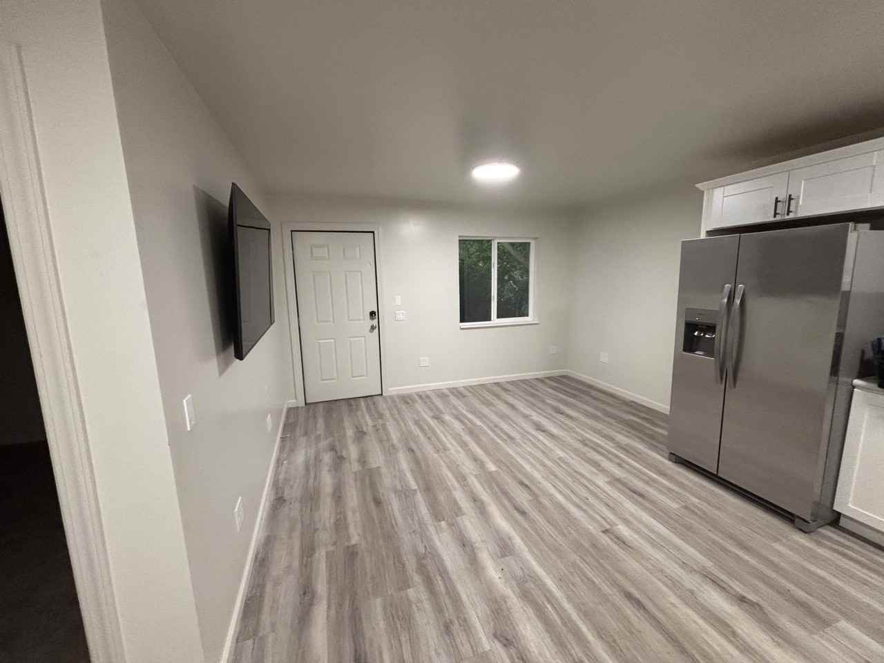 1020 E Lowell Ave #D - Photo 4 of 9