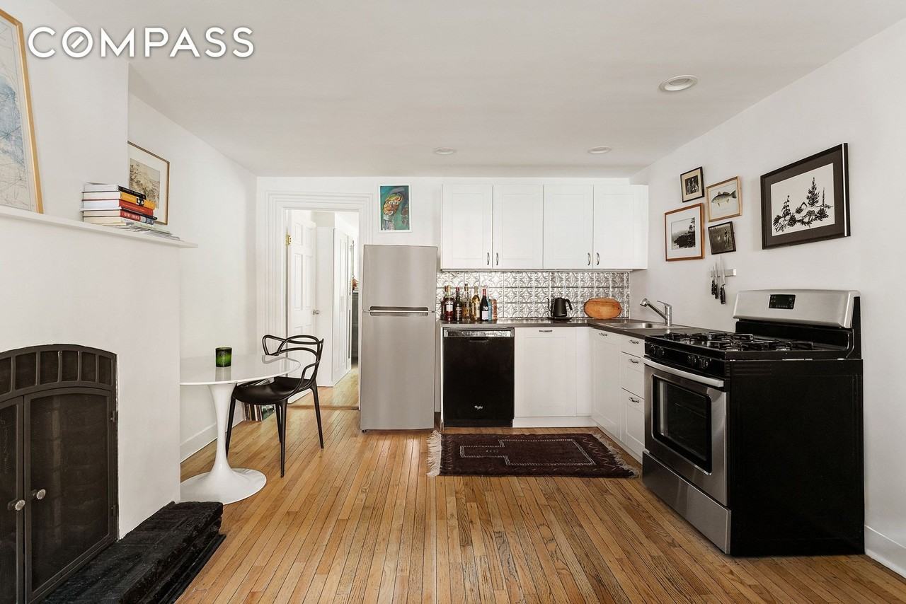 177 Bergen St #1 - Photo 2 of 7