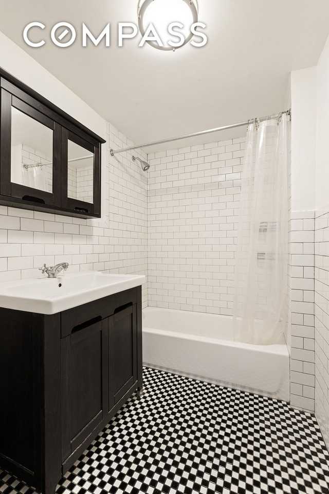 177 Bergen St #1 - Photo 4 of 7