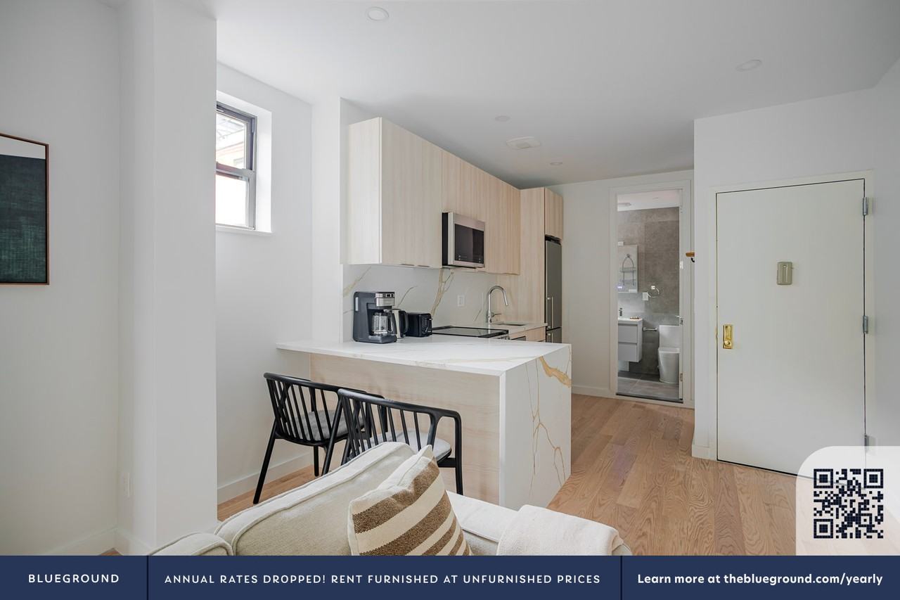 159 Prince St #2235 - Photo 4 of 22