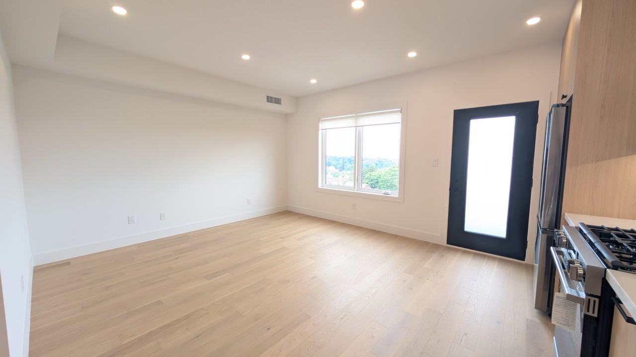 6 Kirknewton Road - Photo 3 of 33