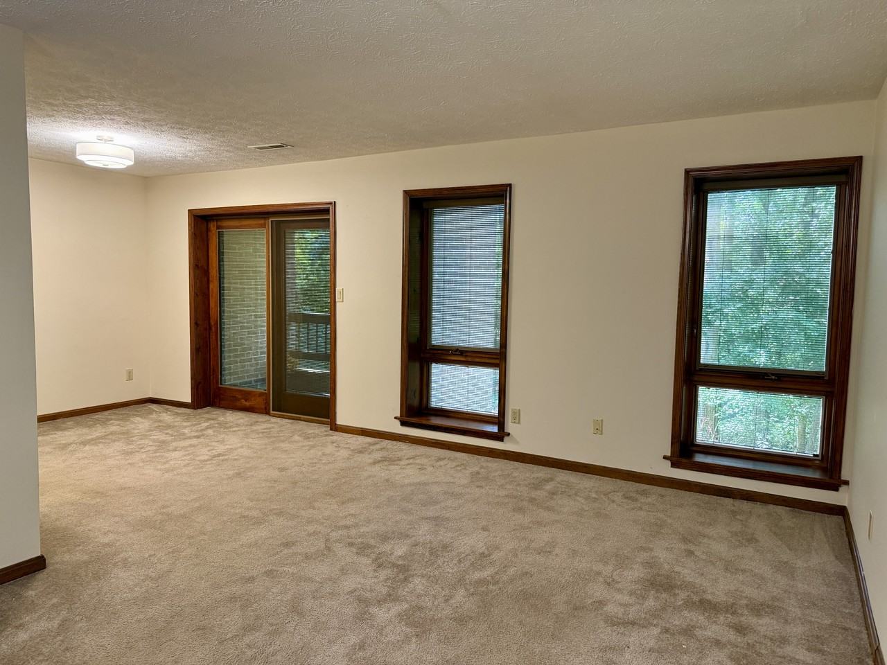 23243 White Birch Ct #106 - Photo 2 of 11
