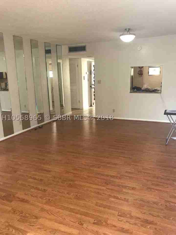 2313 S Cypress Bend Dr #123A - Photo 4 of 9