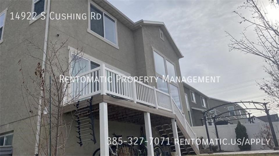 14922 S Cushing Rd - Photo 2 of 45