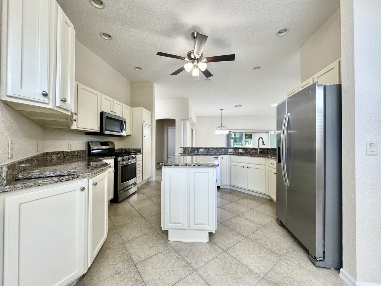 487 Thistledown Way #1 - Photo 5 of 28