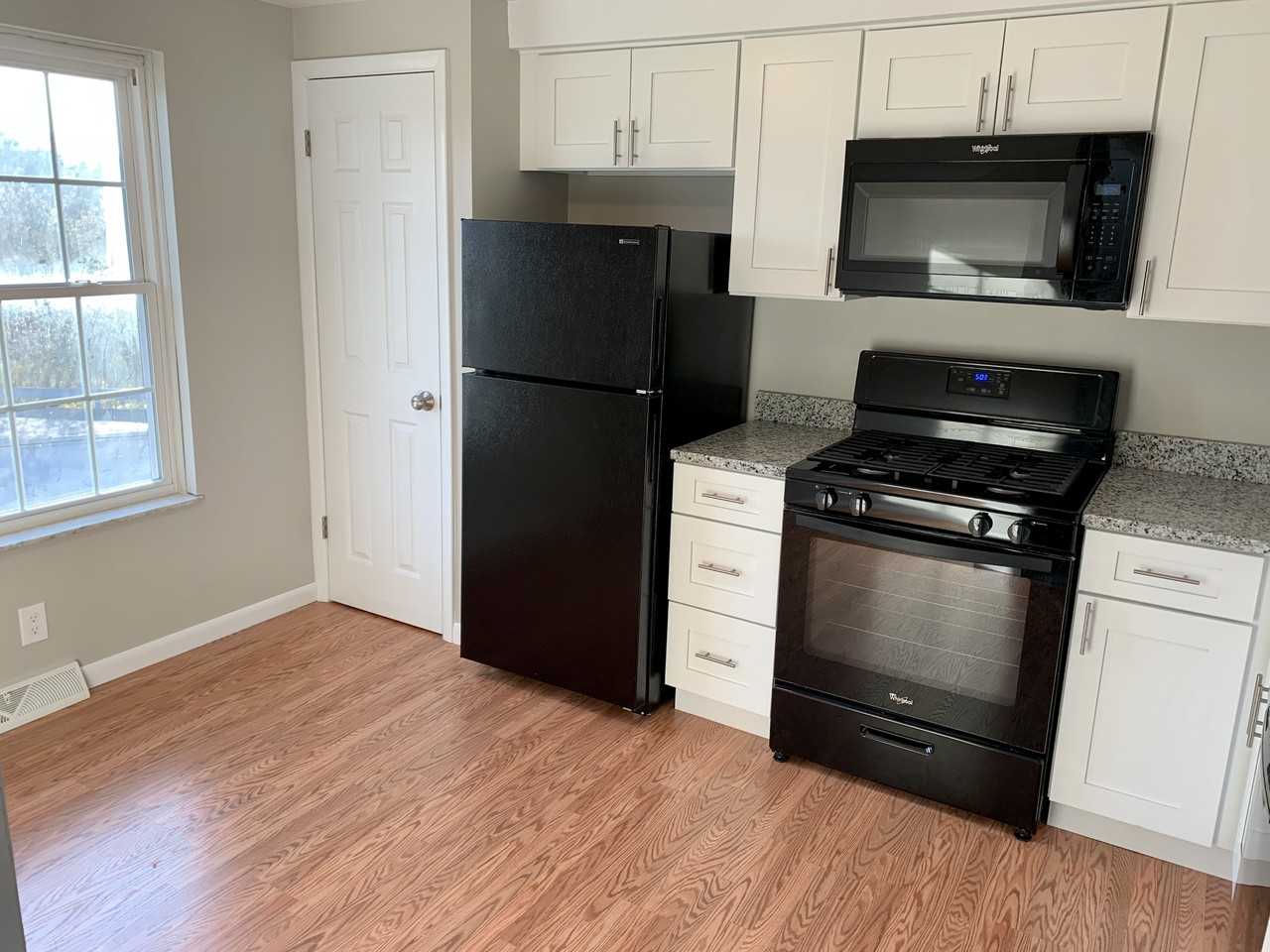 1789 Patrick Pl - Photo 5 of 25