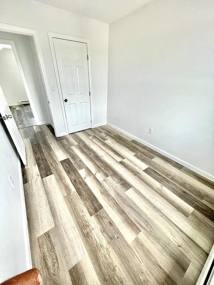73 Brookside Ave #D - Photo 6 of 17