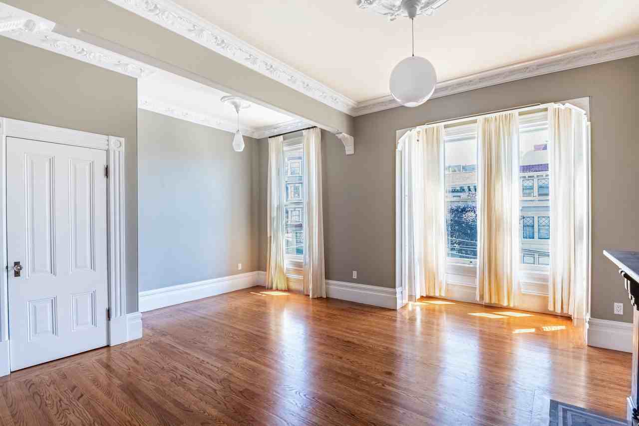 341 Pierce St - Photo 3 of 22