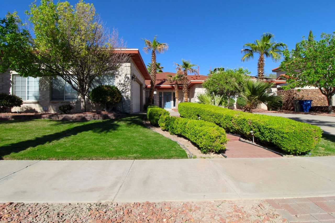 2081 Paseo Del Prado Dr - Photo 4 of 36