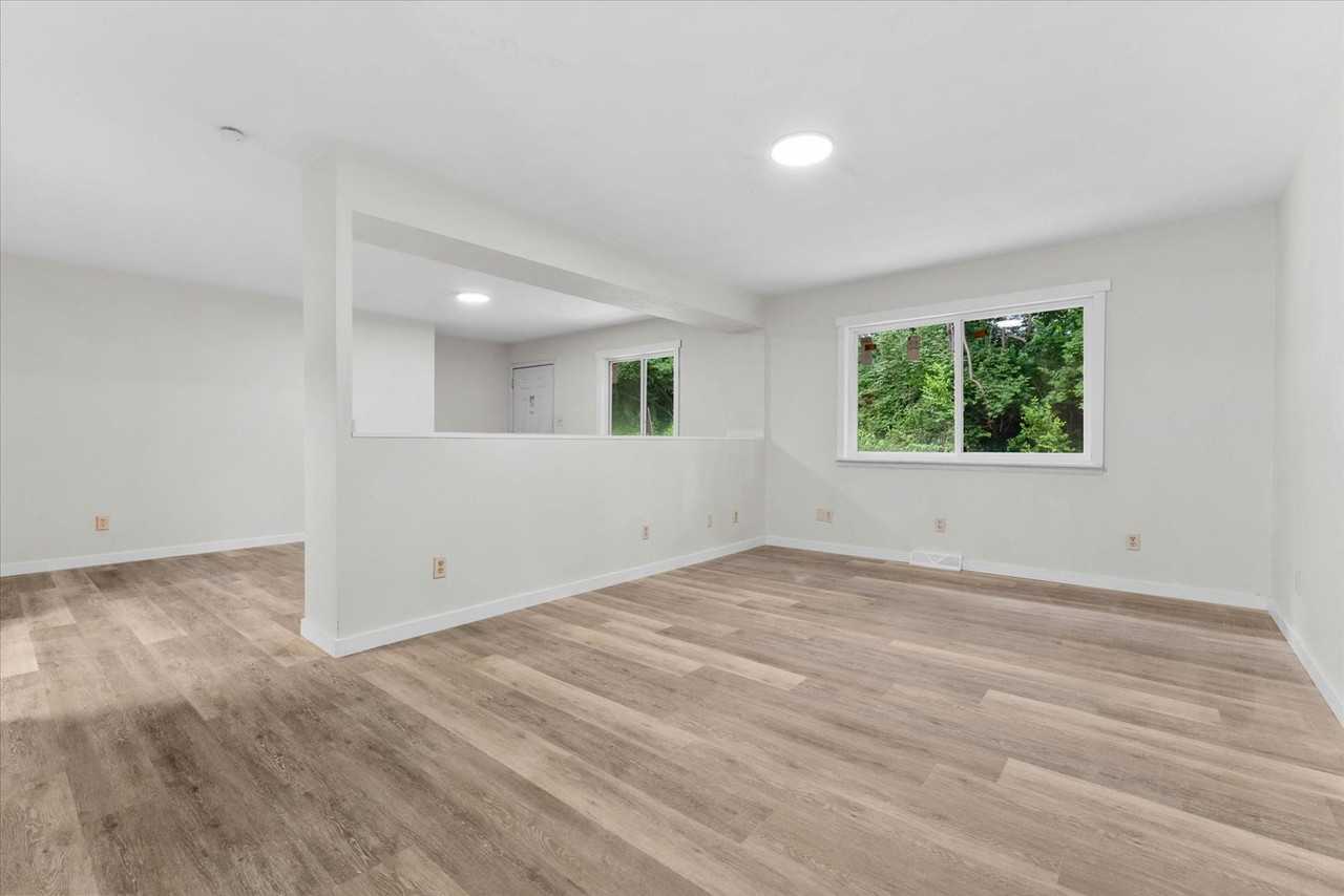 1102 Apache Dr #C - Photo 4 of 23