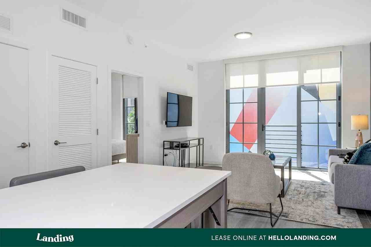 410 N. Orange Ave - Photo 7 of 19