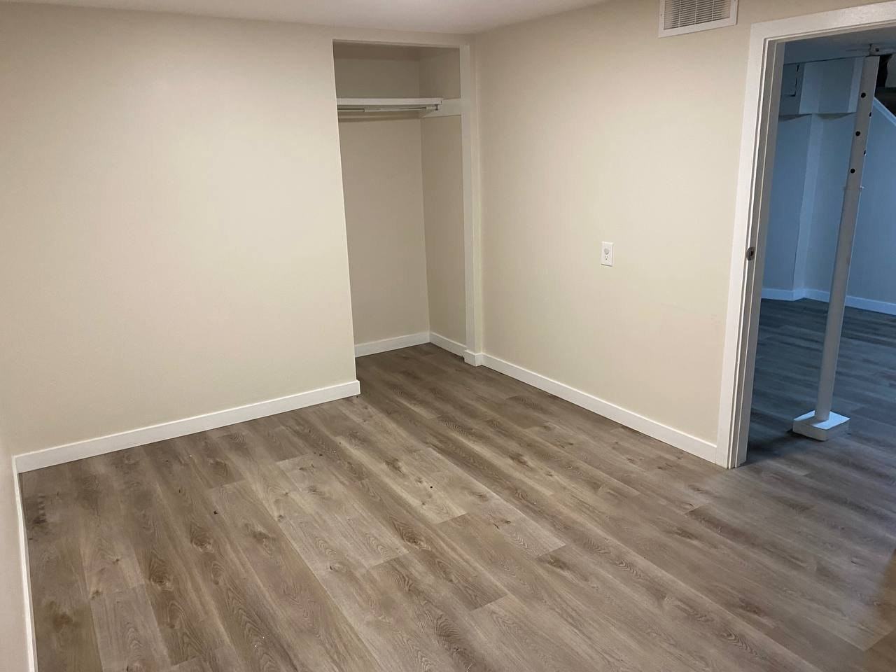 902 Burnell Street - Photo 5 of 21