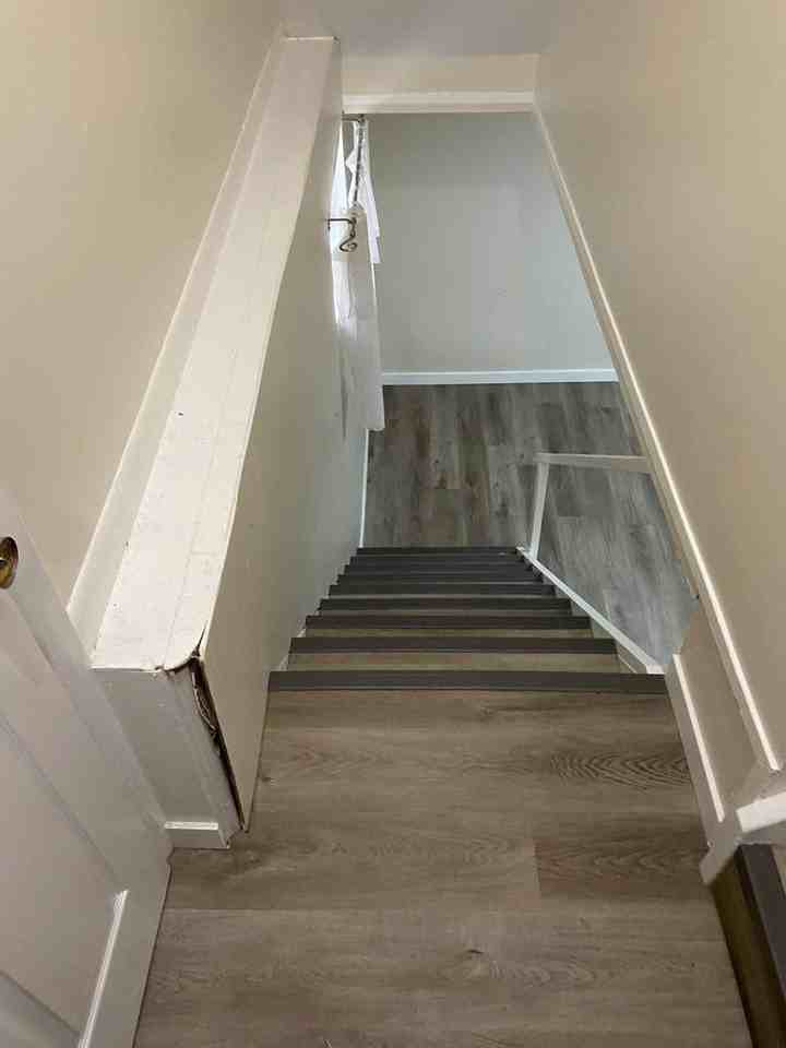 902 Burnell Street - Photo 7 of 21