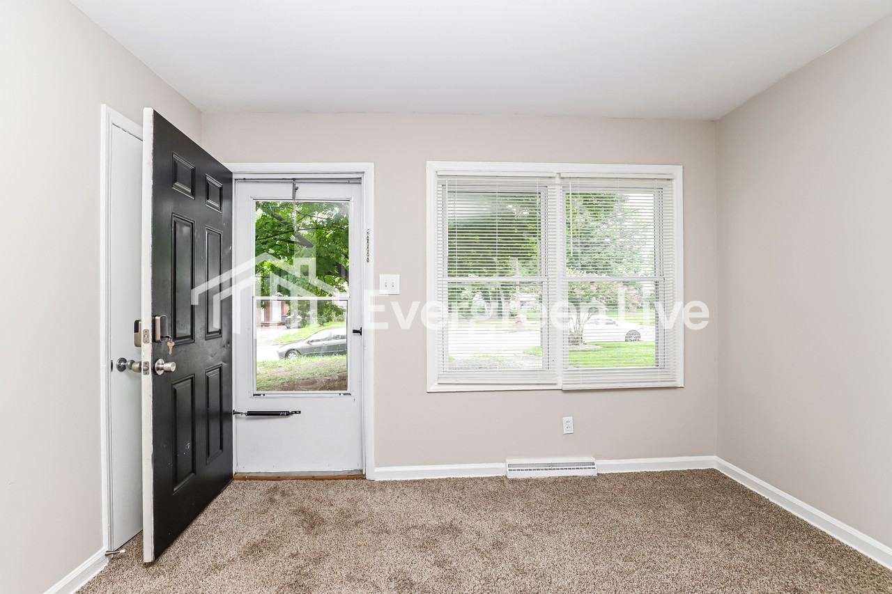 2107 Rosetta Rd - Photo 4 of 9