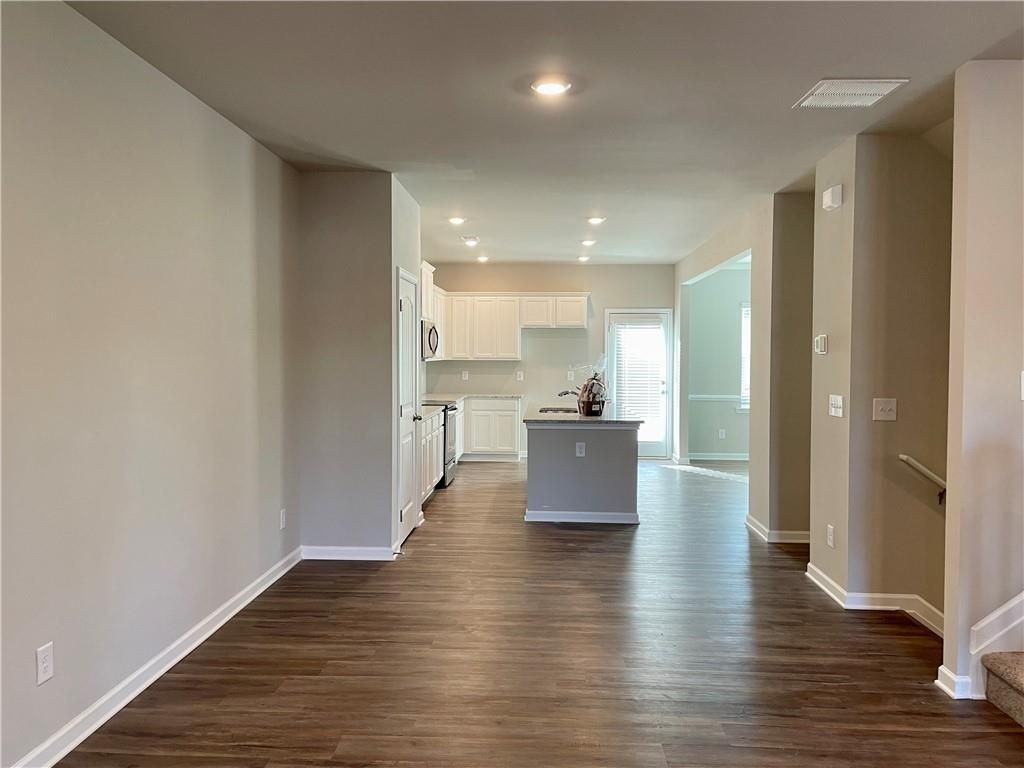 511 Ruths Dr - Photo 7 of 18
