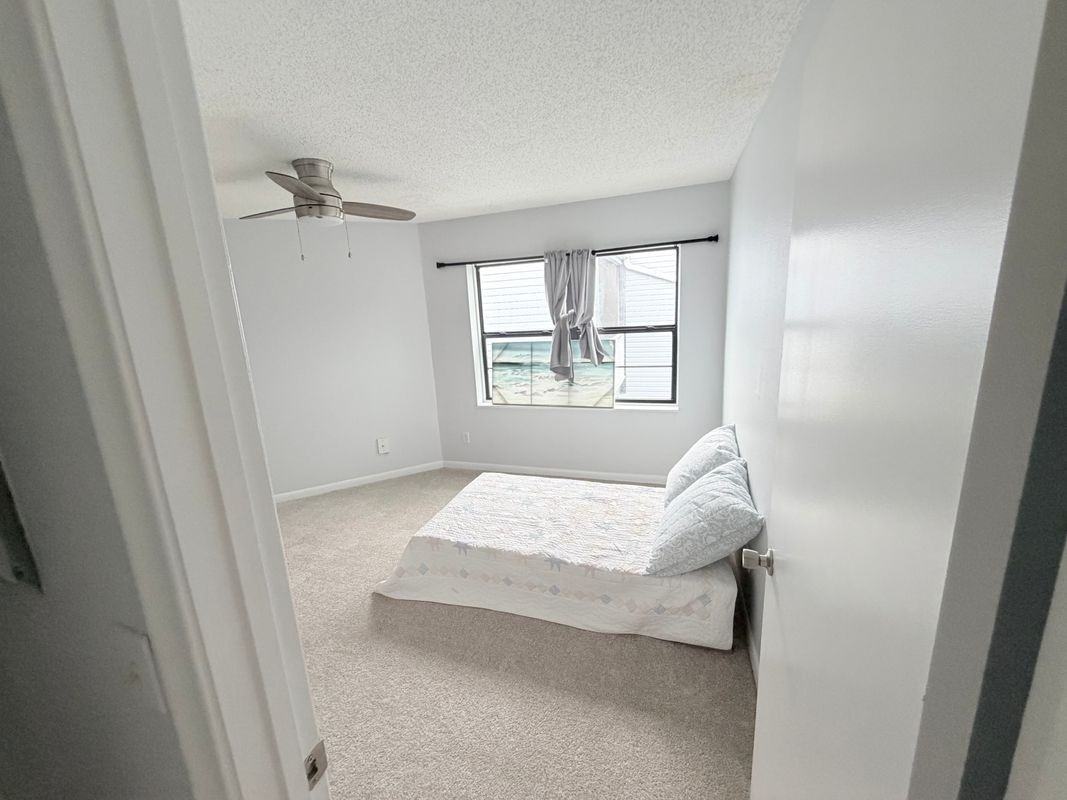 3914 Atrium Dr - Photo 4 of 23
