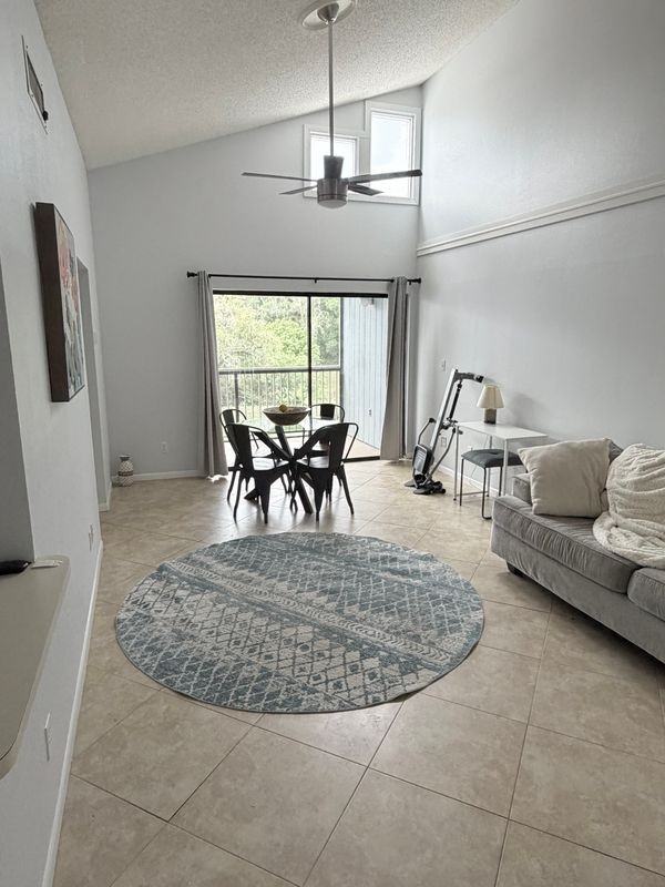 3914 Atrium Dr - Photo 5 of 23