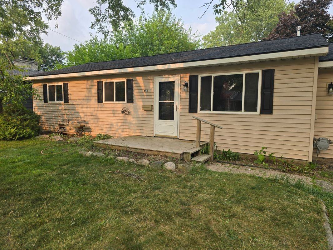 446 Hauxwell Dr - Photo 2 of 3