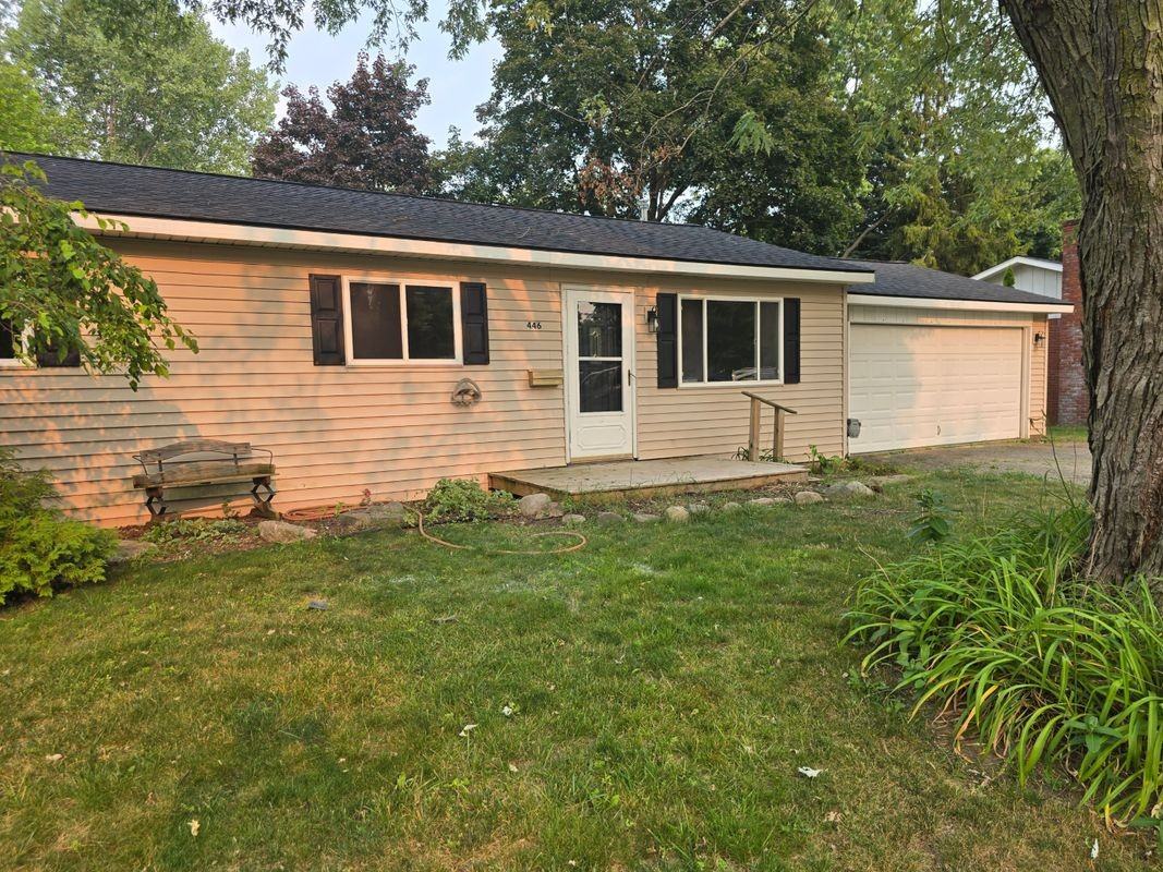 446 Hauxwell Dr - Photo 3 of 3