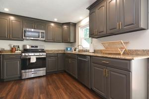 featured image of 49 Academy Ave