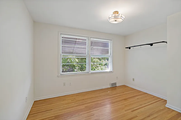 2549 35th Ave S - Photo 5 of 19