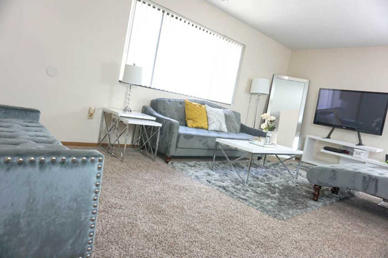 Keystone Park Apartments - Photo 2 of 13