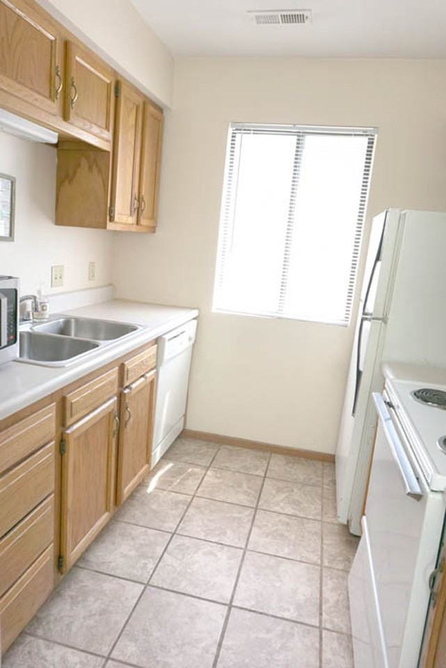 Keystone Park Apartments - Photo 5 of 13