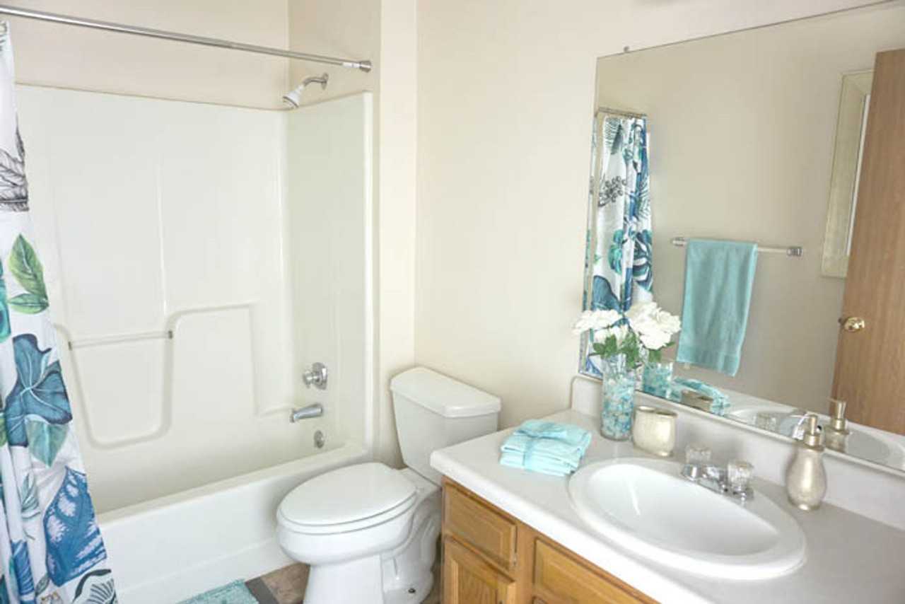 Keystone Park Apartments - Photo 6 of 13