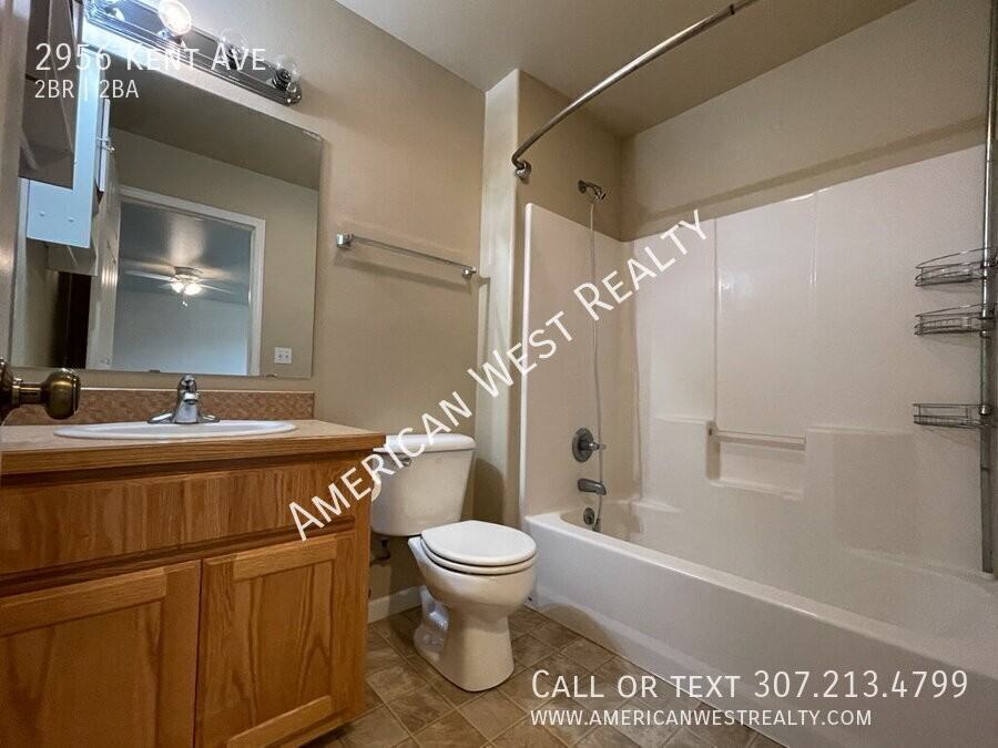 2956 Kent Ave - Photo 5 of 15