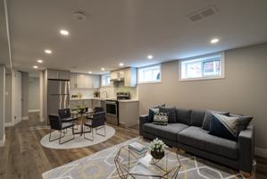 featured image of 104 East 41st St