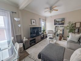 featured image of 198 Burgar St