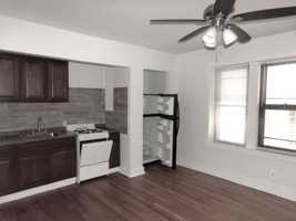 featured image of 1619 W Morse Ave #208