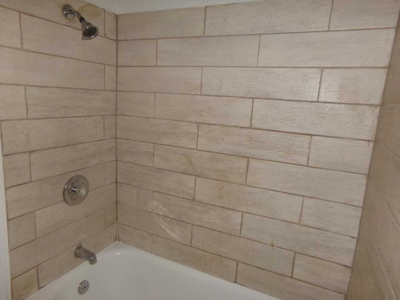 1619 W Morse Ave #208 - Photo 4 of 5