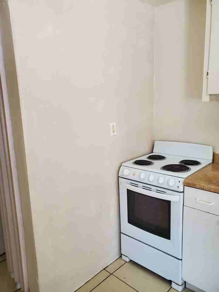 2595 50th Ave N #B3 - Photo 3 of 14