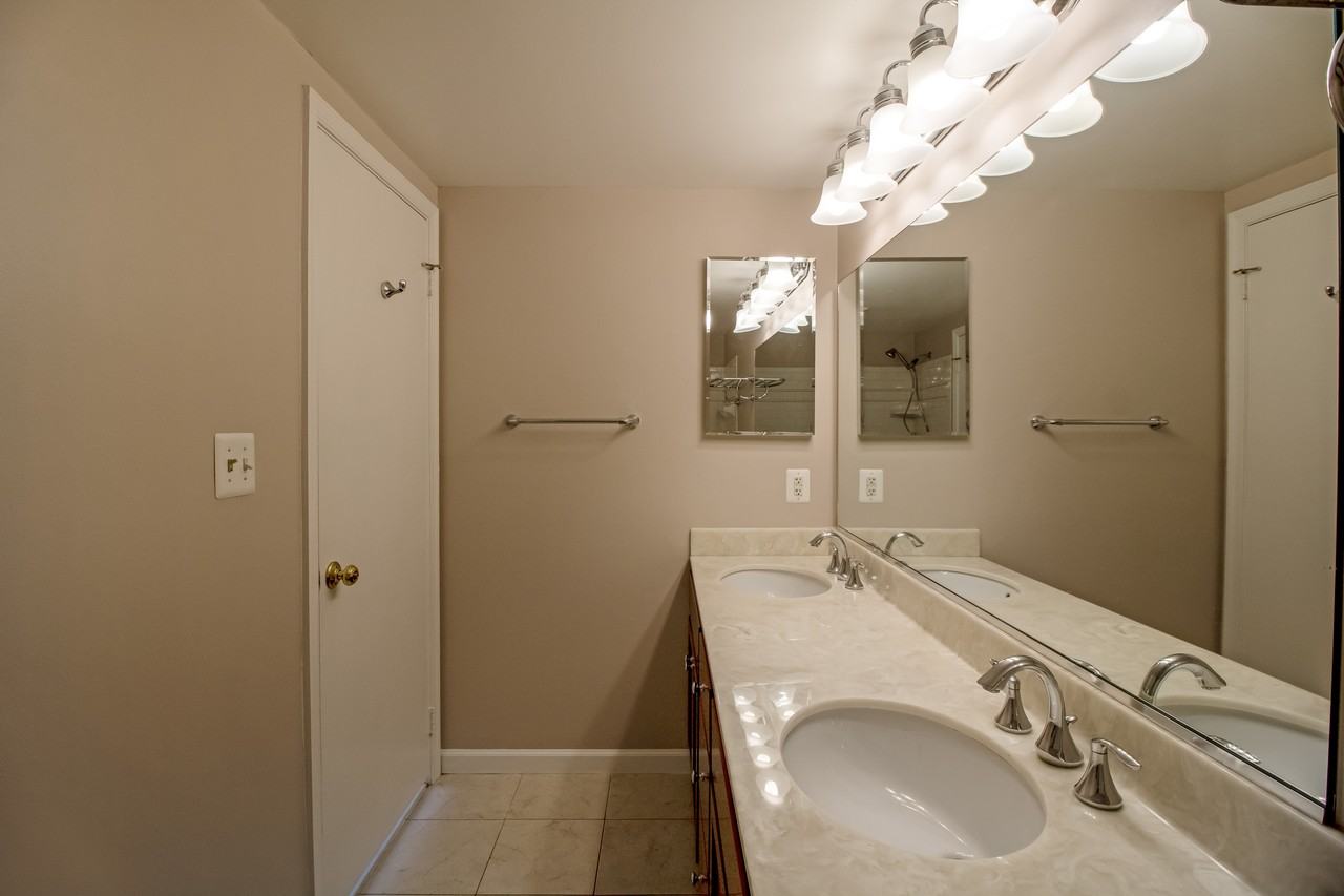 2429 S Walter Reed Dr #C - Photo 6 of 10
