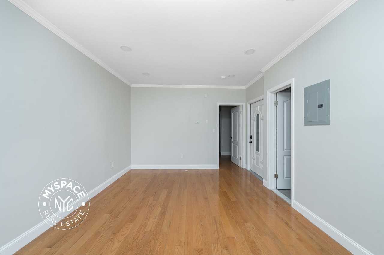 1588 Fulton St #2A - Photo 2 of 9